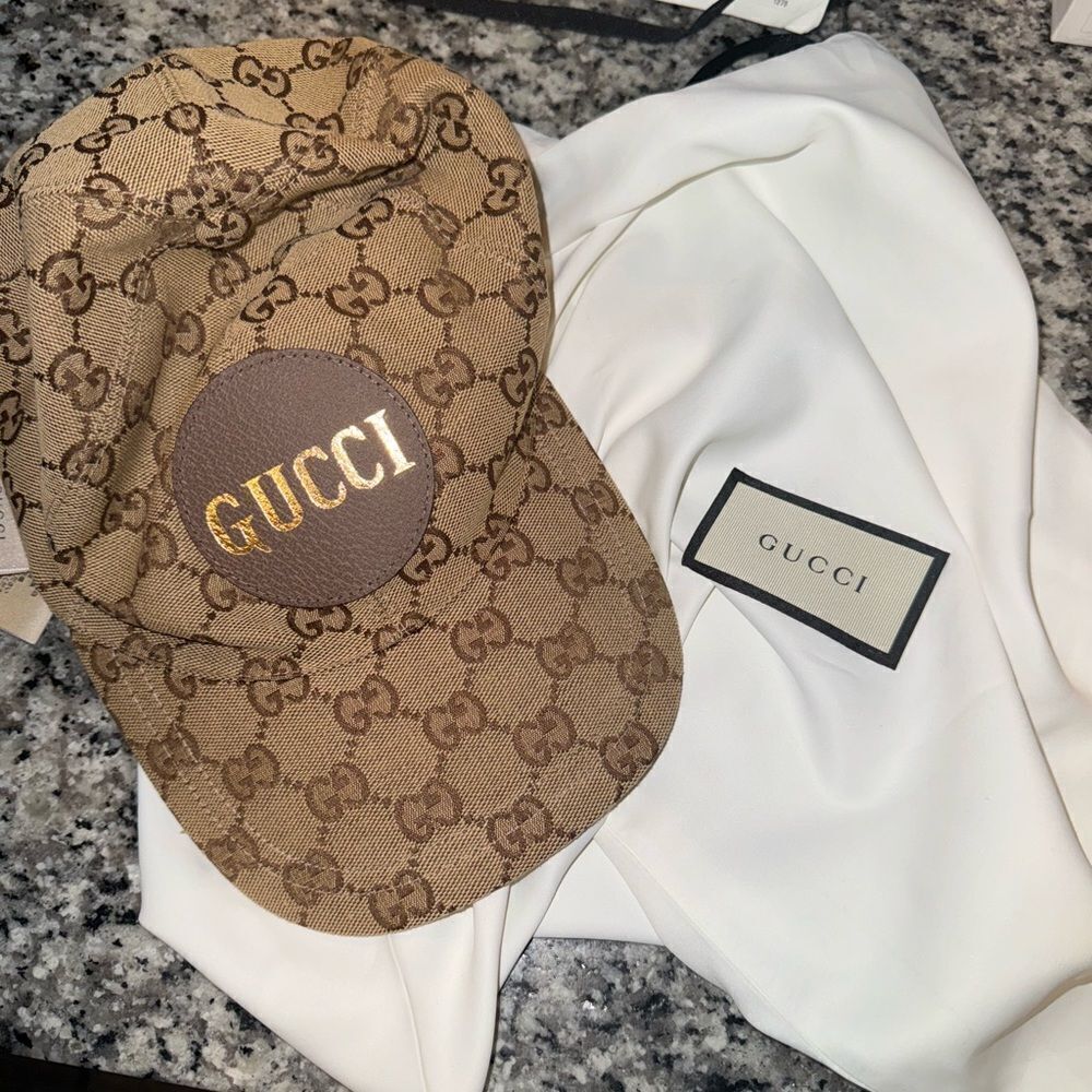 Gucci Logo Hat - Picture 1 of 8
